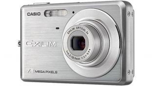 Casio Exilim EX-Z77 silver